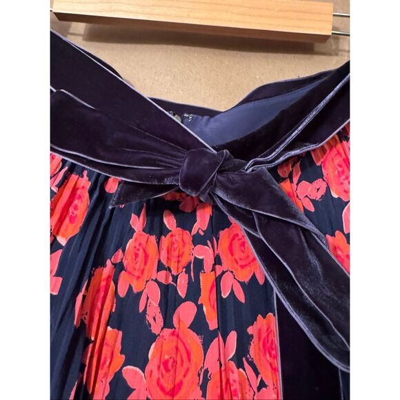 Silk Tory Burch Skirt with Velvet Bow - Picture 4 of 8